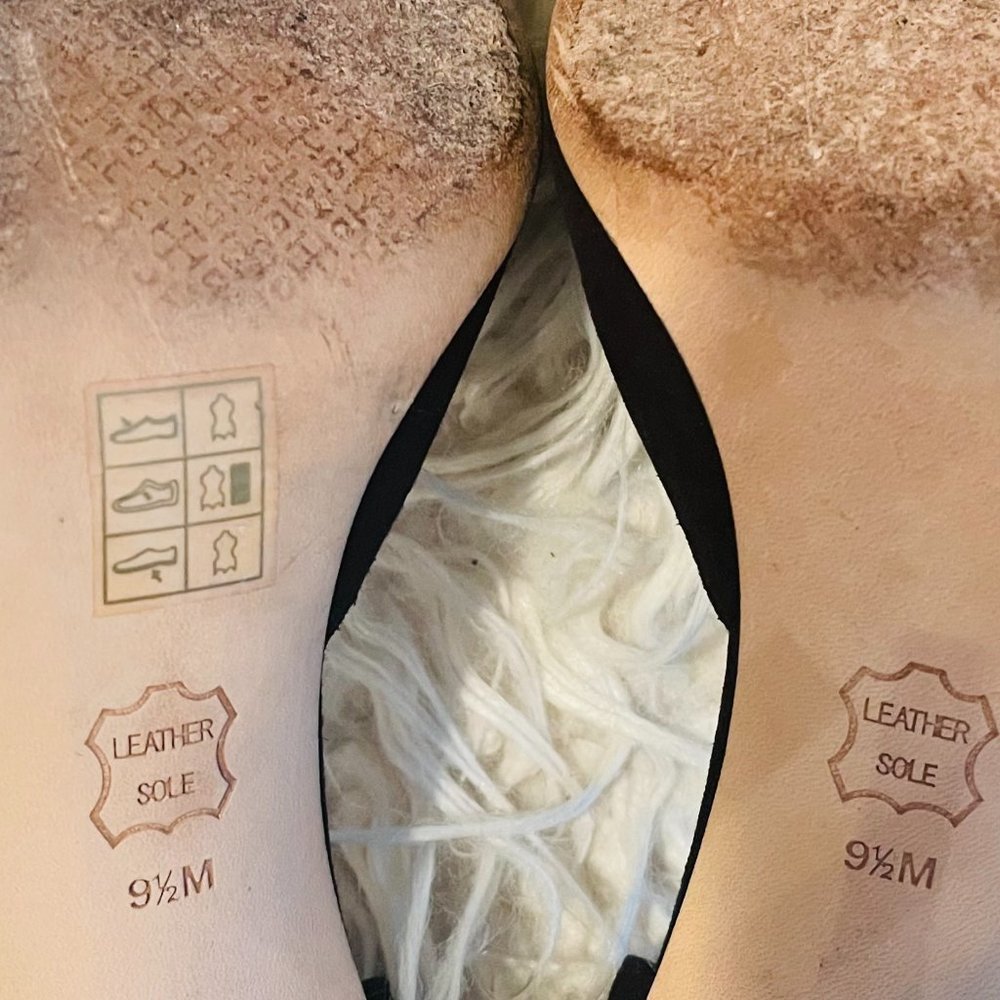 Tory Burch 9.5 Black Suede - Picture 4 of 6